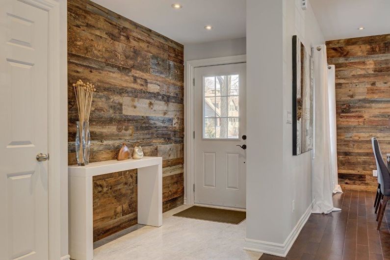 Floor tiles in the hallway - photo