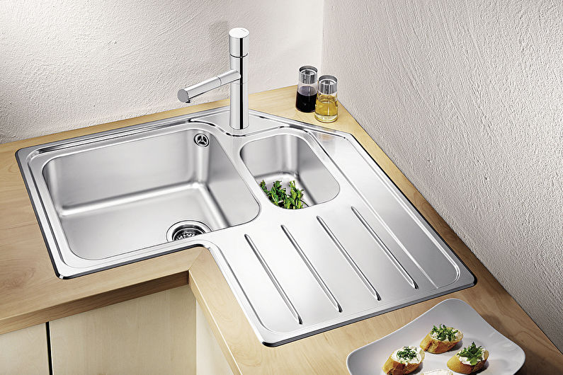 Corner Kitchen Design - Köşede lavabo bulunan mutfak