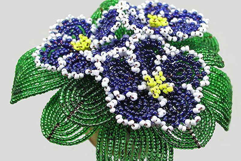 Violeta amb perles de bricolatge Terry - Pètals