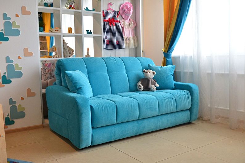 Sofa dengan tilam ortopedik - foto