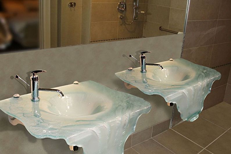 Lavabos en verre pour la salle de bain