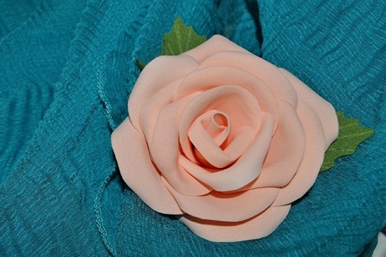 Bricolage de roses à faire soi-même - photo