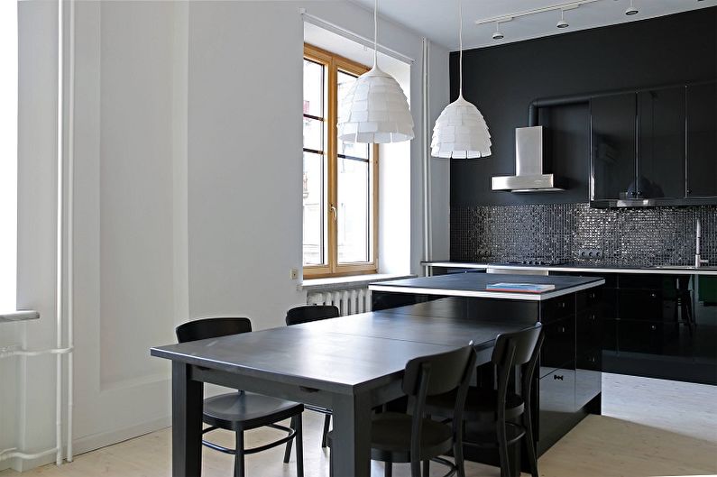 Cocina negra de 13 m2. - Diseño de interiores