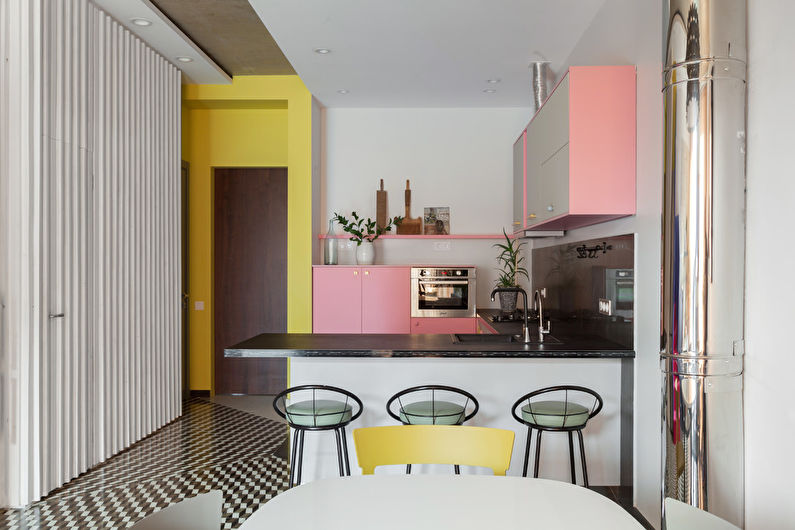 La combinación de colores en el interior de la cocina - foto