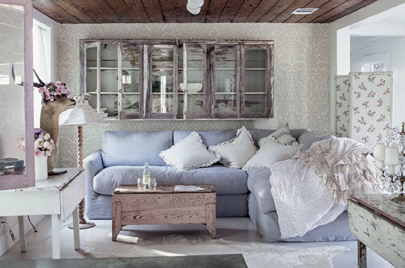 Interiérový dizajn obývacej izby v štýle shabby chic - foto