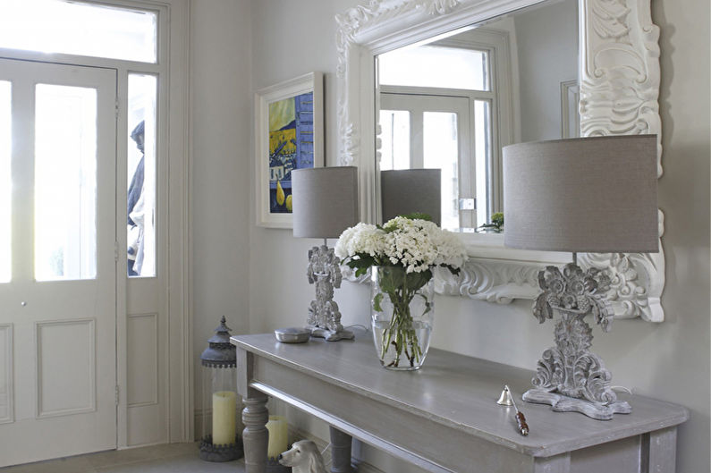 Inre design korridor i stil med shabby chic - foto