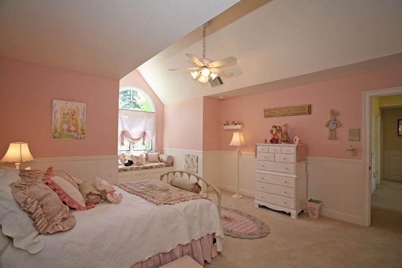 Interior design of a baby room in the style of shabby chic - photo