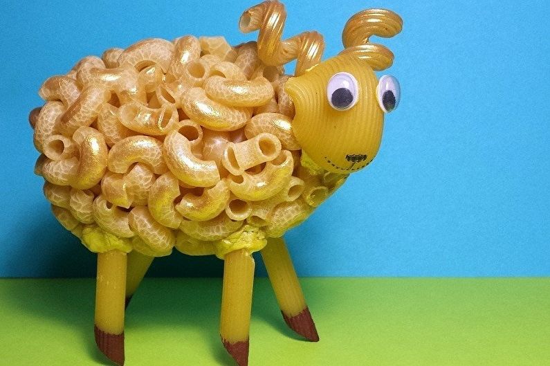 DIY pasta-ambachten - foto's en ideeën