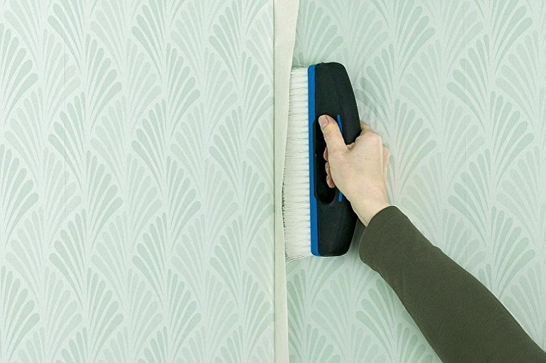 DIY wallpapering, step-by-step instruction - Glue wallpaper