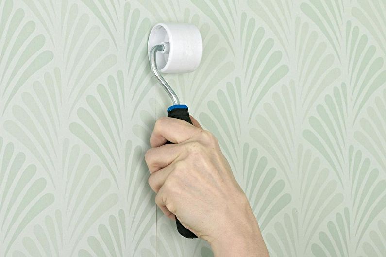 DIY wallpapering, sunud-sunod na pagtuturo - Malaking wallpaper wallpaper