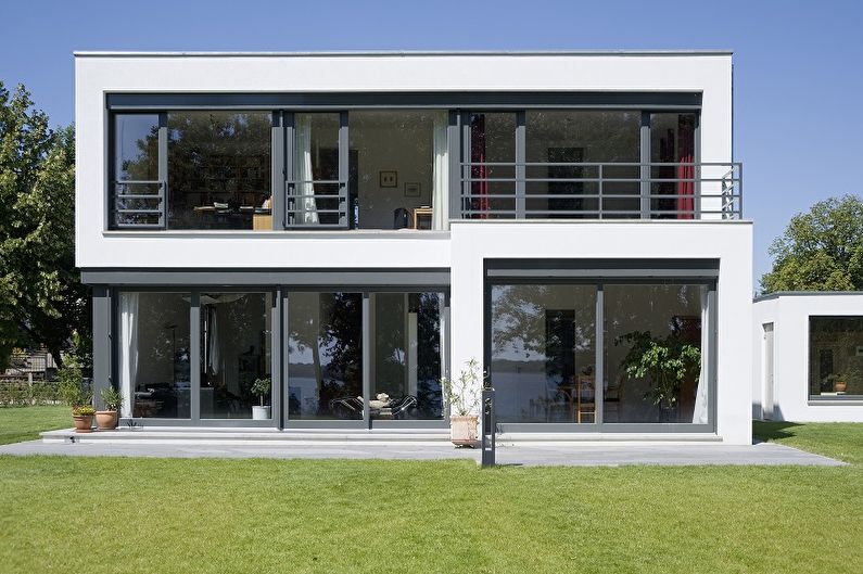 Proyectos modernos de casas de dos pisos - Casa de dos pisos con ventanas panorámicas