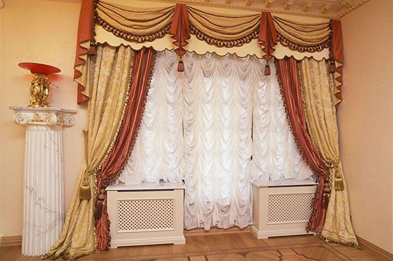 French Curtains - Mga Tampok