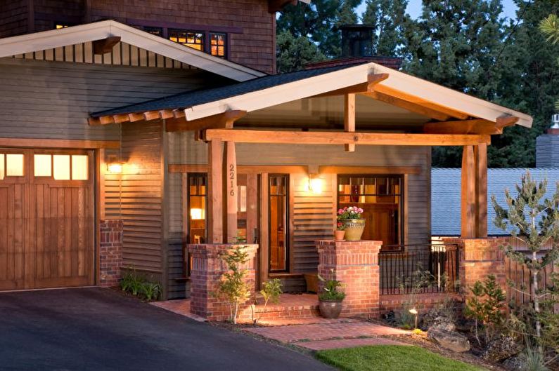 Brick porch na dekorasyon para sa isang pribadong bahay - larawan