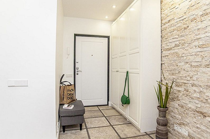 Aménagement intérieur d'un petit couloir - photo